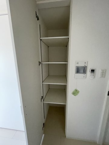 セレニテ江坂ルフレの収納