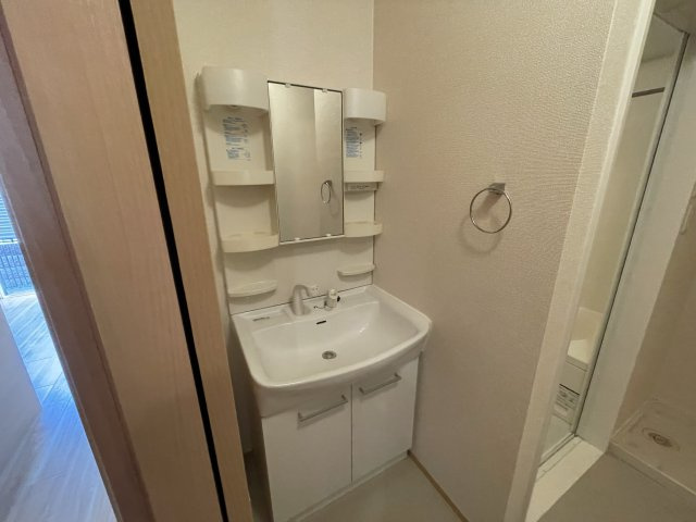 グランドゥール畷の洗面所