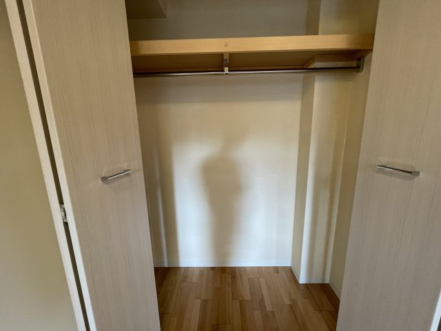 SERENiTE江坂四番館の収納|(参考)同マンション同間取り他部屋の写真