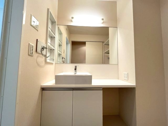 クレヴィアメゾンの洗面所|イメージとして同建物他部屋を表示しています