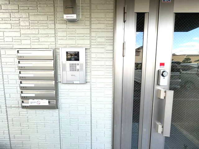 クレヴィアメゾンのエントランス