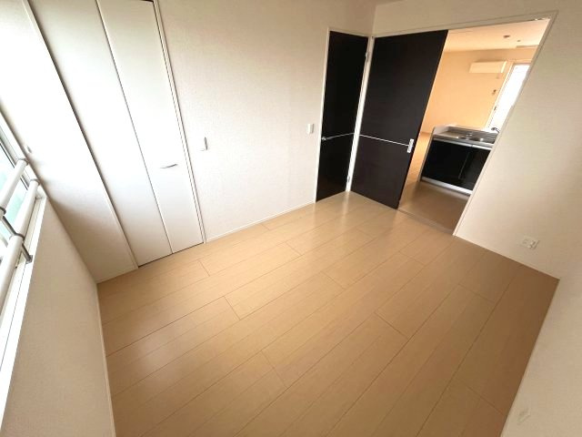ビュー大久保の洋室
