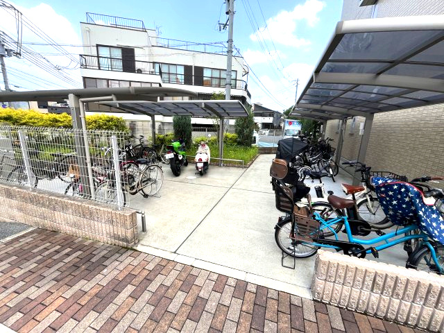 ビュー大久保の周辺