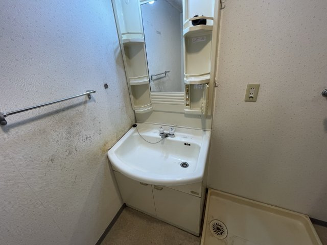 　マンションあけぼのの独立洗面台