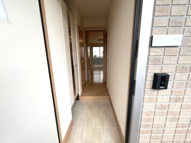 オーシャンコートTの玄関|イメージとして同建物他部屋を表示しています