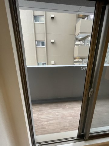 アドバンス江坂ラシュレのバルコニー