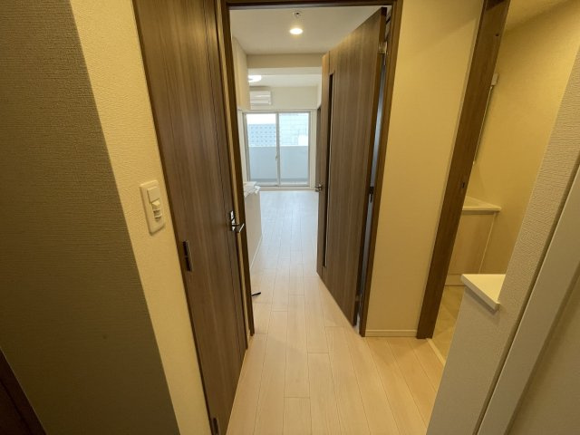 スプランディッド江坂駅前の玄関