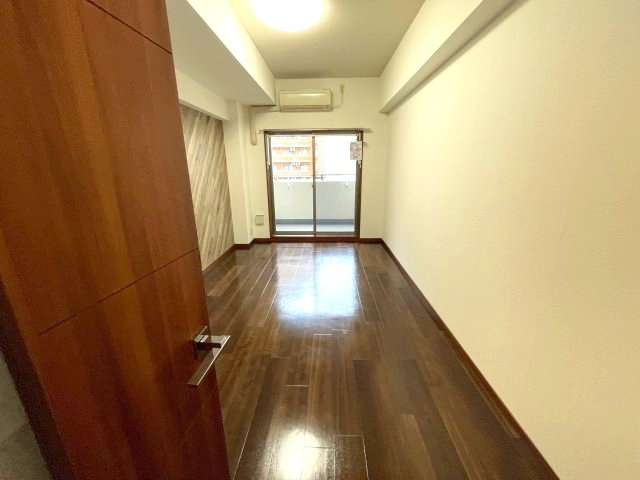 フェニックス日本橋高津の洋室|(参考)同マンション反転間取り他部屋の写真