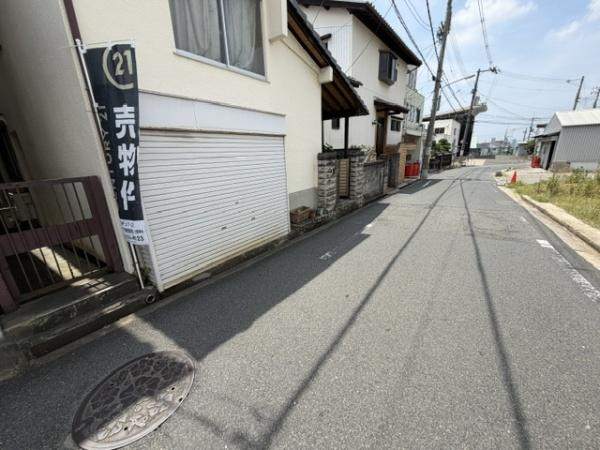 【前面道路含む現地写真】