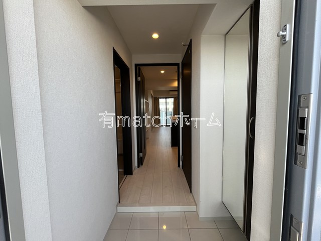 ストーリア茨木の玄関
