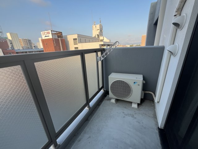Fortuney江坂Ⅱのバルコニー|同物件反転のお写真となっております
間取り図を参照してください
