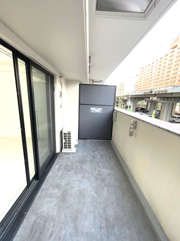 S-RESIDENCE江坂Eminenceのバルコニー
