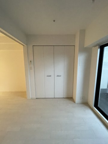 S-RESIDENCE江坂Eminence　仲介手数料無料の洋室