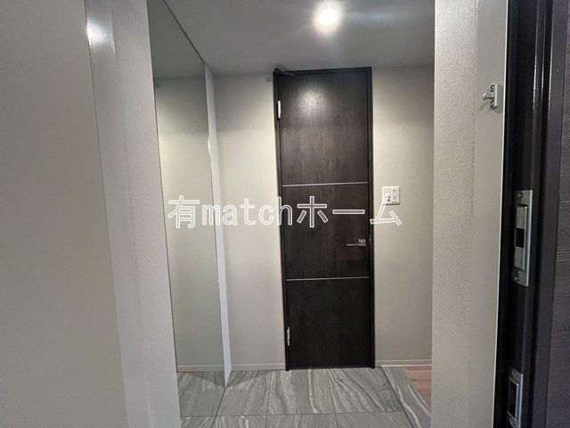 セイワパレス本町東の玄関