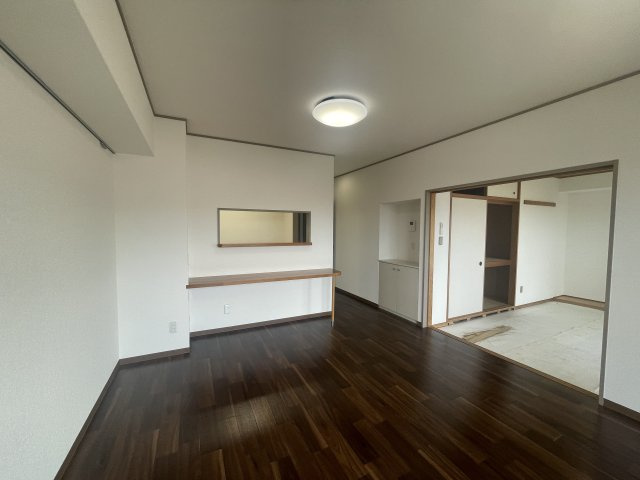　東香里野村マンションの居間・リビング