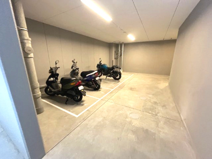 エスリードレジデンス大阪谷町ザ・マークスの駐車場