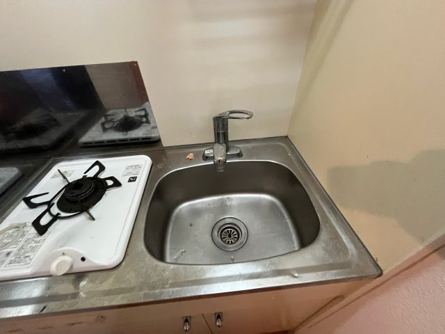 ロータリーマンション萱島西のキッチン|間取りが反転の同じマンションのお部屋です