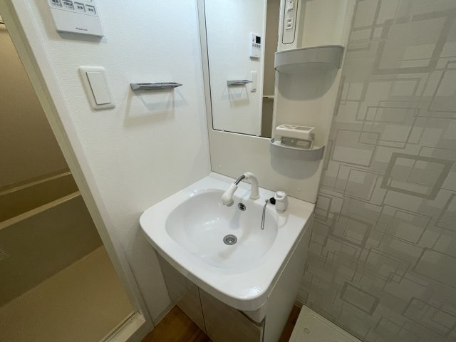 S-RESIDENCE江坂Alegriaの洗面所|写真は、他部屋の同間取りとなっております。(現況優先)