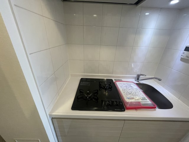 S-RESIDENCE江坂Alegriaのキッチン|写真は、他部屋の同間取りとなっております。(現況優先)