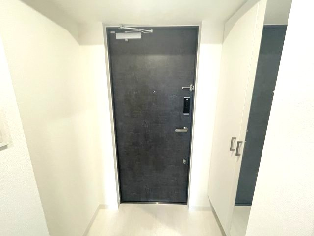 エスリードレジデンス梅田グランゲートの玄関