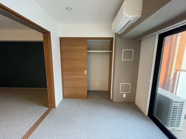 Uresidence Temmabashiの洋室