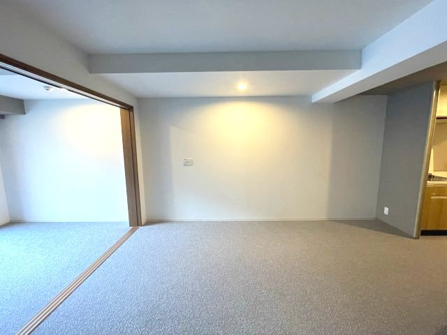 Uresidence Temmabashiの居間・リビング