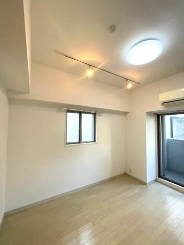 アーバネックス大阪城WESTの居間・リビング|イメージとして同建物他部屋を表示しています