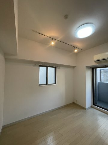 アーバネックス大阪城WESTの洋室|(参考)同マンション同間取り他部屋の写真