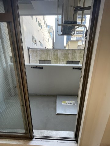 アーバネックス大阪城WESTのバルコニー