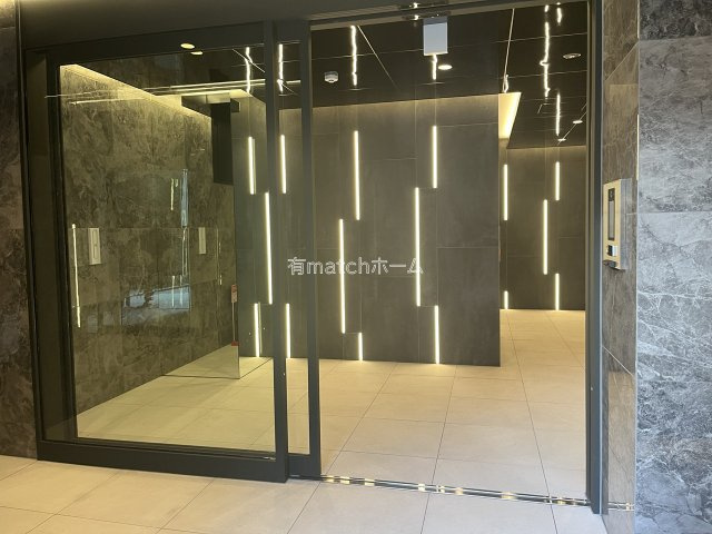 GLAM　STELLA松屋町のエントランス