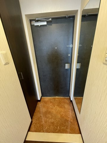 プレジオ今福鶴見の玄関