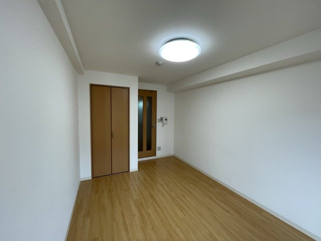 アーデン和泉町の居間・リビング|(参考)同マンション同間取り他部屋の写真