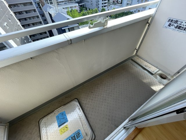 アーデン和泉町のバルコニー|(参考)同マンション同間取り他部屋の写真