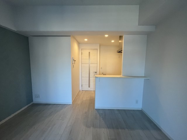 Alivis北梅田の居間・リビング