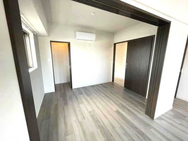 スプランディッド池田呉服町の洋室