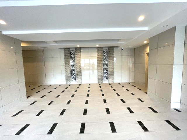 スプランディッド池田呉服町のロビー