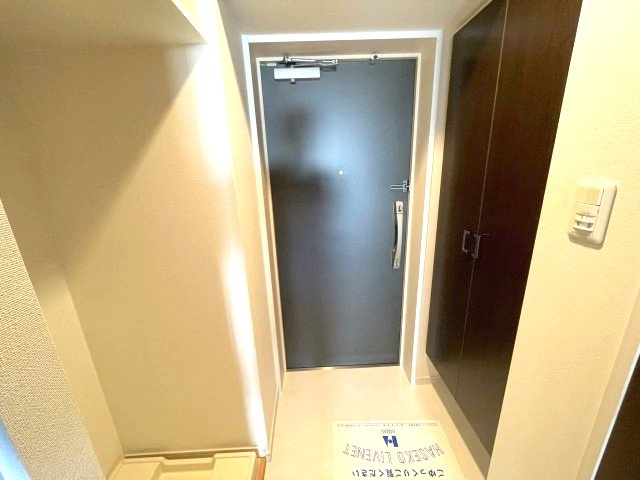 パークフラッツ江坂の玄関|イメージとして同建物他部屋を表示しています
