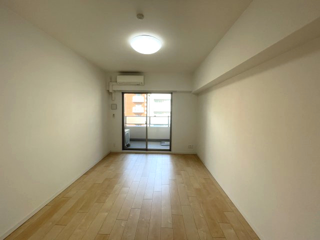 パークフラッツ江坂の居間・リビング|イメージとして同建物他部屋を表示しています