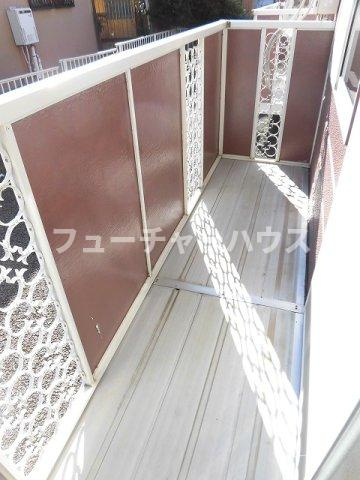Ｈｅａｒｔ　Ｈｏｕｓｅのバルコニー|お洗濯にも便利なバルコニー付き