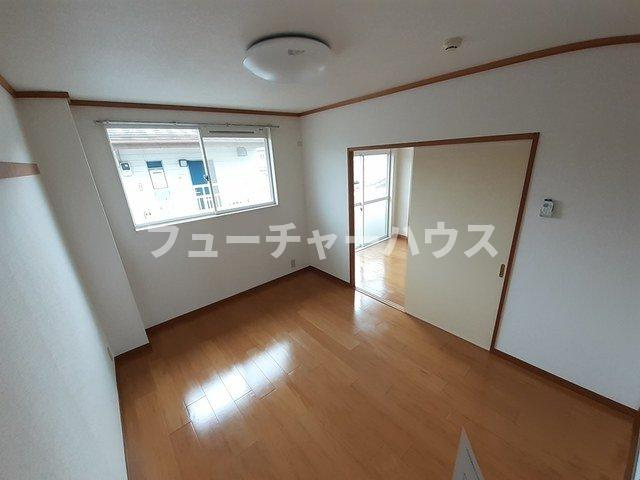ハイツ惣野代Ａの内装|内装は落ち着いています