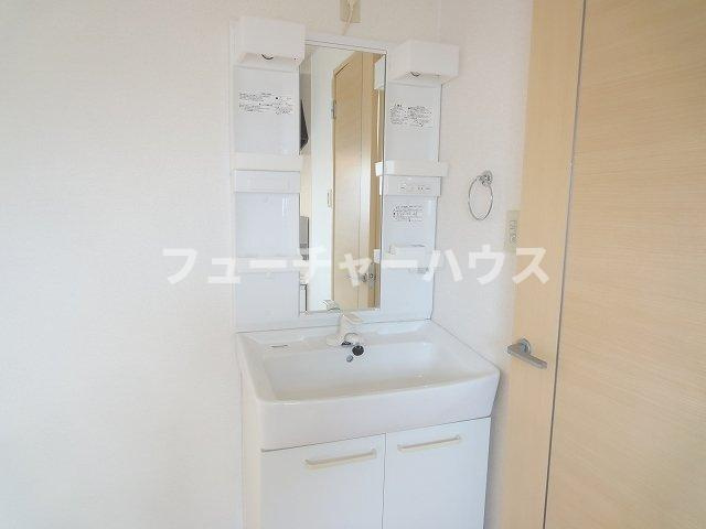 ニューシティ木村の洗面所|脱衣スペースもあります