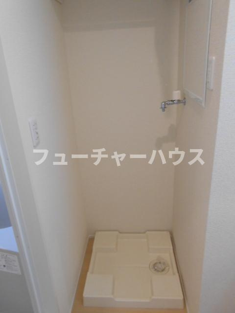 ラ・フォンテーヌ　Aの設備|明るい洗面所です