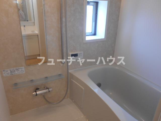 ラ・フォンテーヌ　Aの浴室|お風呂です