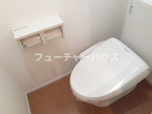 イースト３３０　Ⅱのトイレ|シンプルで使いやすいトイレです