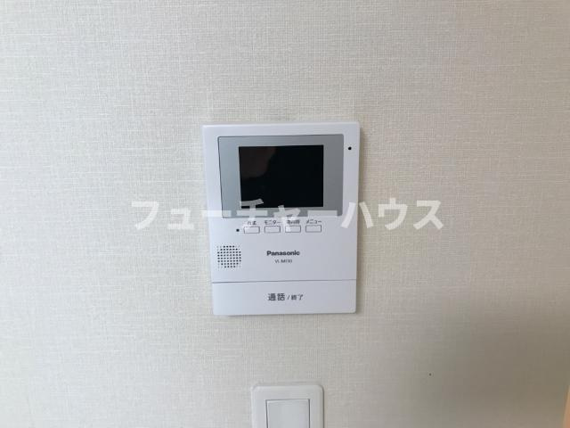 サクシード鹿島谷Ｂのセキュリティ|カメラ付インターホン
