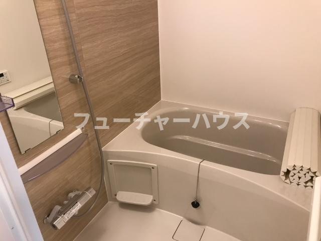 サクシード鹿島谷Ｂの浴室|バス