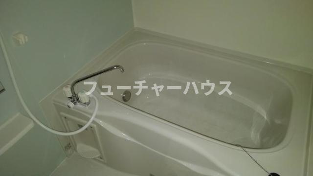 パルパレスＡの浴室|日々の疲れを癒すお風呂付です