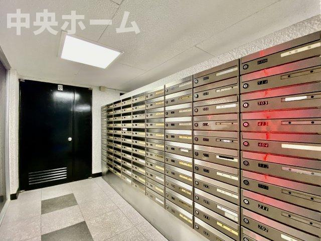 秀和第2東陽町レジデンスの設備|メールボックス