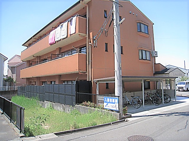 アーデルコート岩崎台の外観