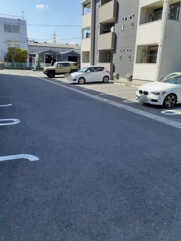 ＢｒｕｎｏⅣの駐車場